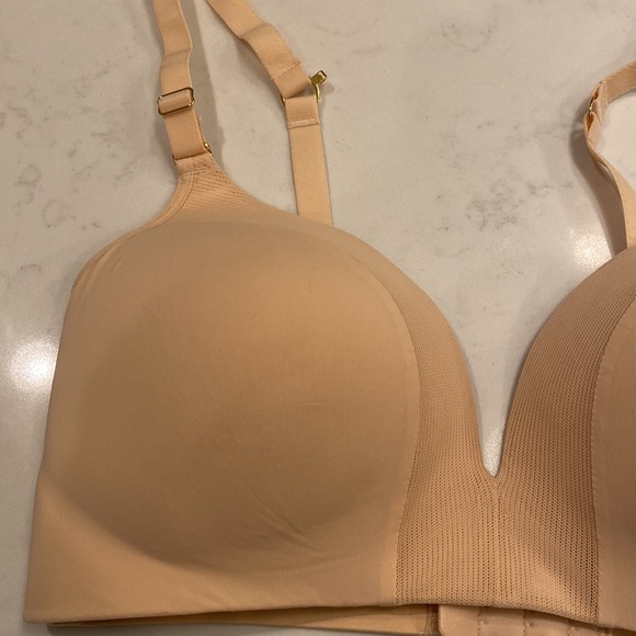 NWT Lively the Mesh Trim No-Wire Bra Size 34DD in Toasted Almond Beige - Picture 3 of 5